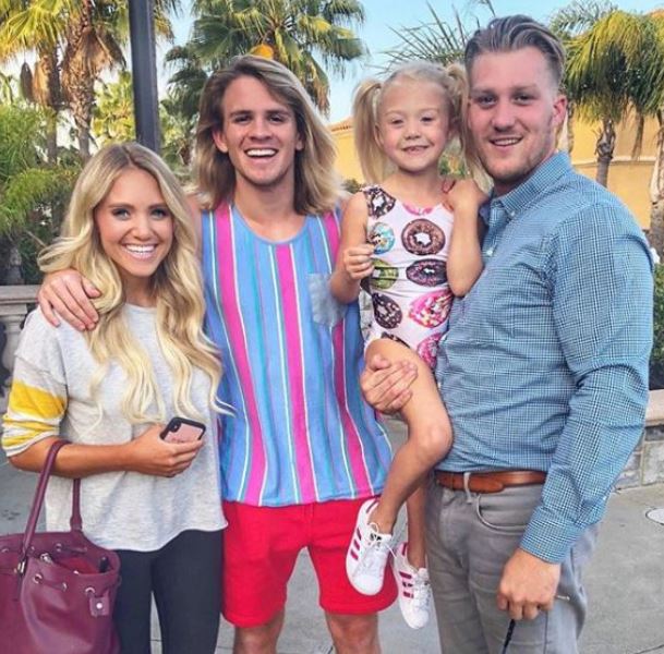 Savannah LaBrant with her husband, daughter & ex-boyfriend, Tommy Smith. | Source: Instagram