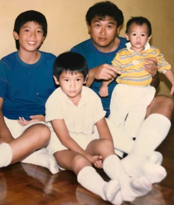 Godfrey Gao with Sibling/s}}