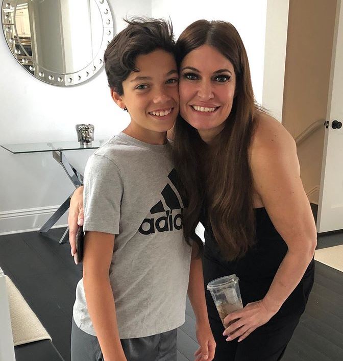 Kimberly Guilfoyle with Children}}