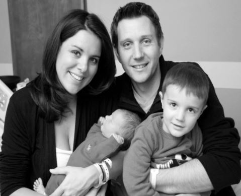 Kate Bilo with her husband and sons | Source: inquirer.com