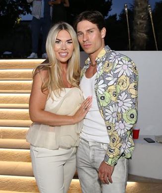 Joey Essex with Sibling/s}}