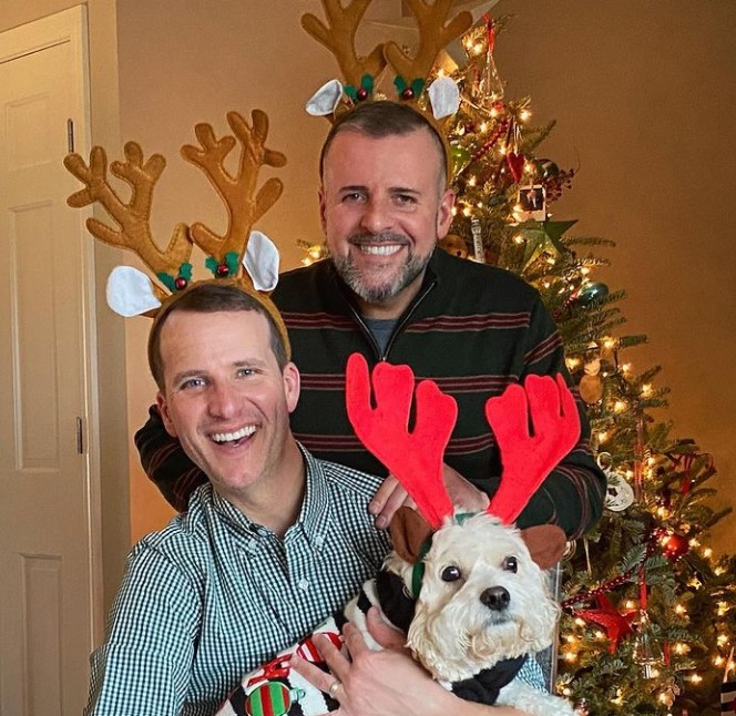 Mark Zinni with his husband and pet | Source: Instagram
