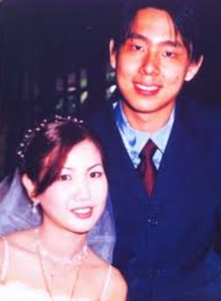 Adam Khoo and his wife | Source: Facebook
