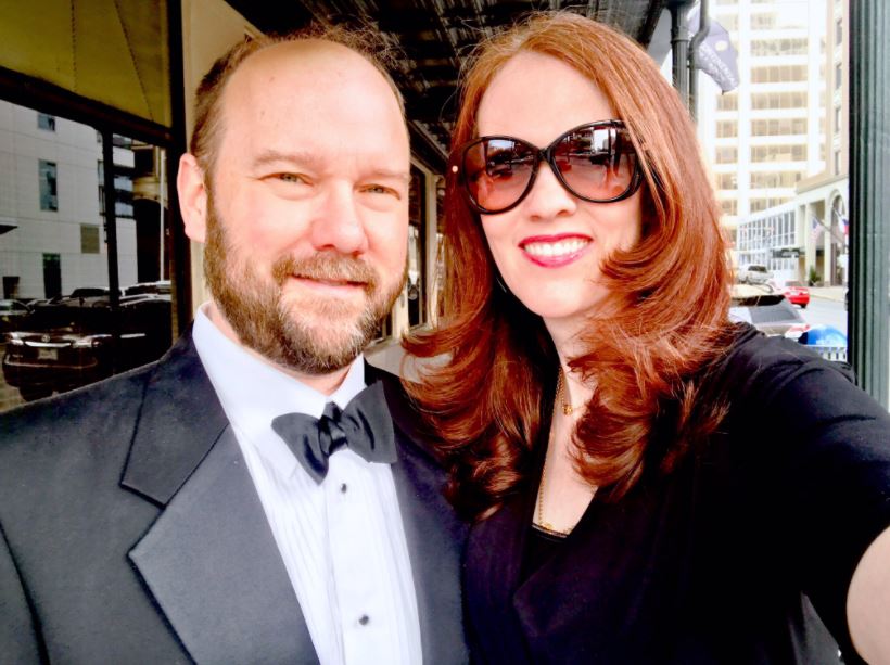 Jennifer Fulwiler with her husband, Joe. | Source: Twitter